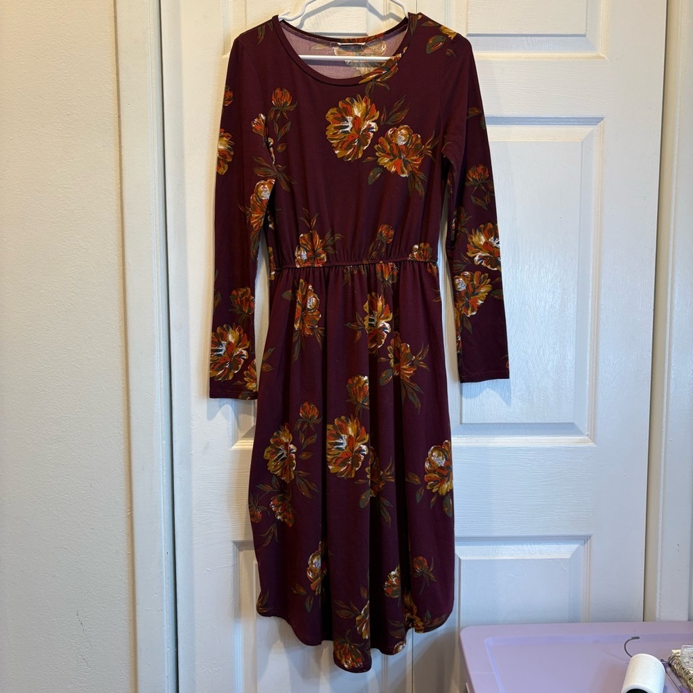 Reborn J Maroon Floral Long Sleeve Midi Dress - Size Medium